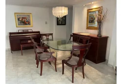 Apartamento En Alquiler, Urb. Los Mangos, Valencia.