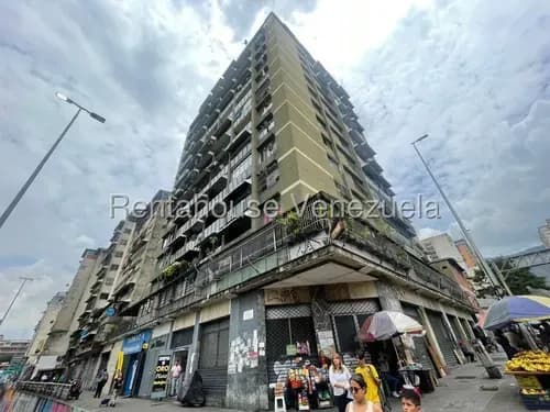 Apartamento En Venta Av. Fuerzas Armadas - San José 26-19267 Fm
