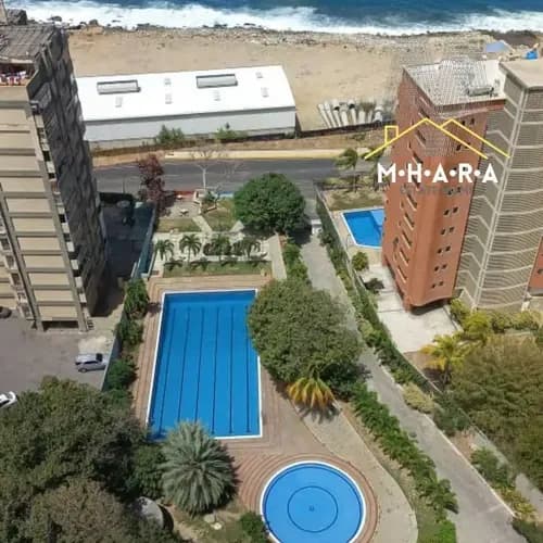 Apartamento En Alquiler En La Guaira Con Piscina Y Vista Al Mar