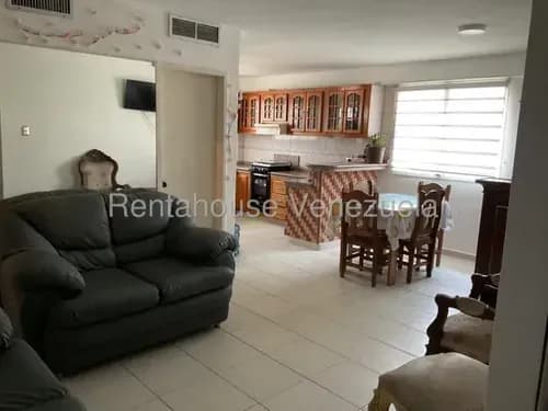 Apartamento En Cabudare Cerca De La Notaría: 2 Habitaciones, Aire Integral Y Conjunto Con Caney @eloisabermudez.rah