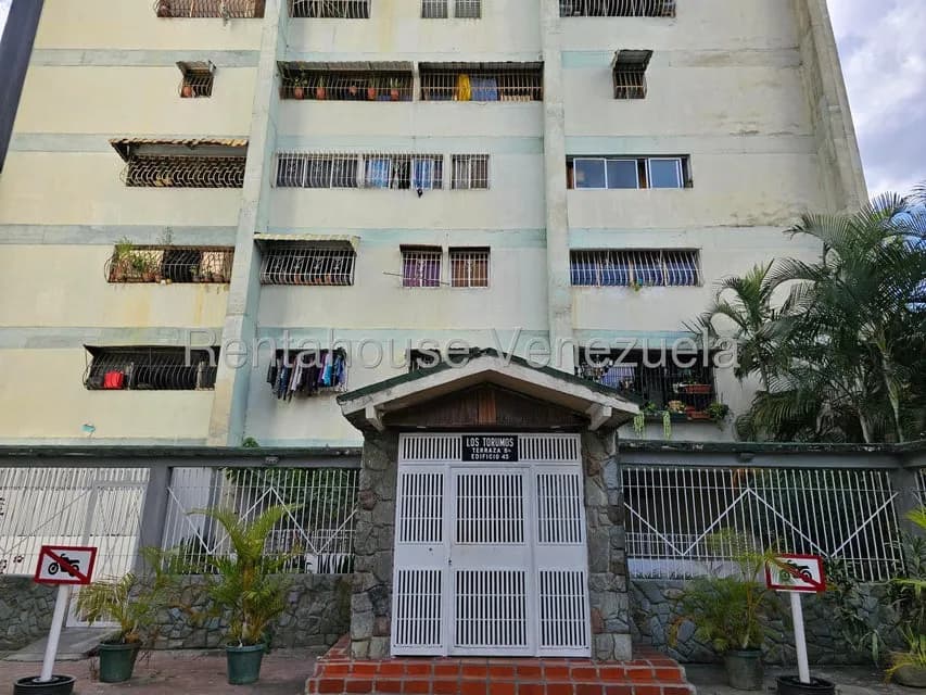 Apartamento (1 Nivel) en Venta en Caricuao, Distrito Metropolitano
