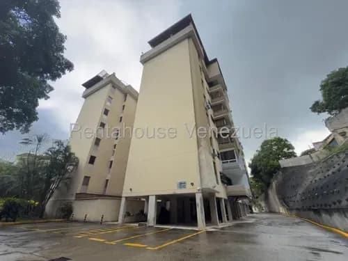 Se Vende Bello Apartamento En Las Esmeraldas Mls 26-18164