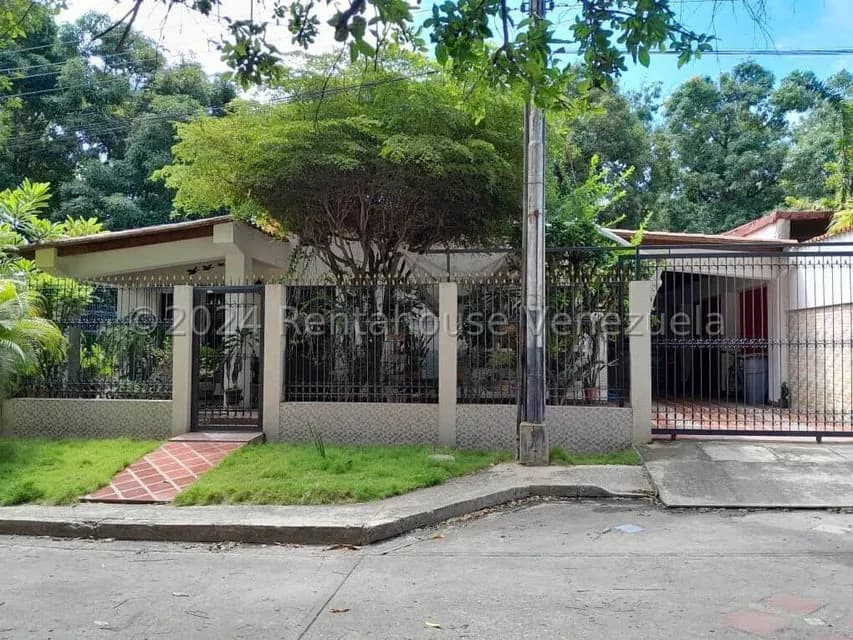 Casa (1 Nivel) en Venta en Sector Tres Picos, Sucre
