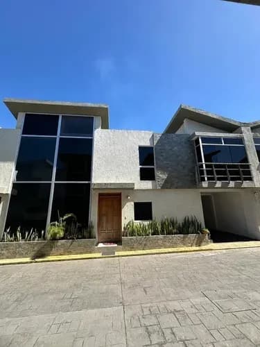 Town House En Venta Residencias Naiguata Urbanización Manantial Naguanagua