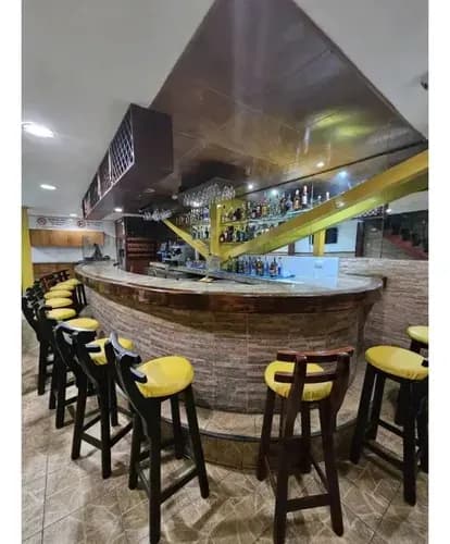 Vendo O Alquilo Restaurante A Pie De Calle En Sabana Grande 392, 2261