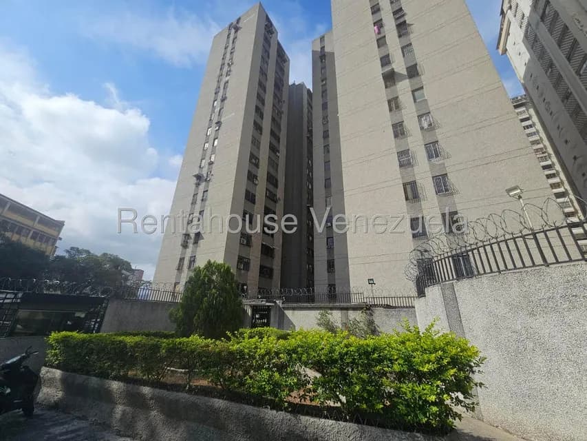 Apartamento (1 Nivel) en Alquiler en Los Ruices, Distrito Metropolitano