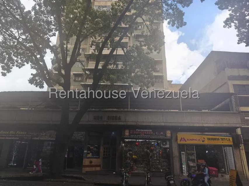 Apartamento (1 Nivel) en Alquiler en Quinta Crespo, Distrito Metropolitano