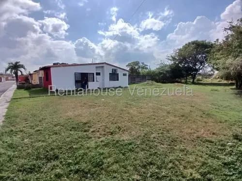 Casa En Alquiler Urb Santa Rita Acarigua Portuguesa #26-13235 Yg