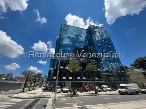 Moderna Oficina En Venta Las Mercedes Amc