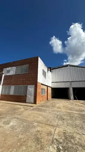 Galpón en alquiler - $2k