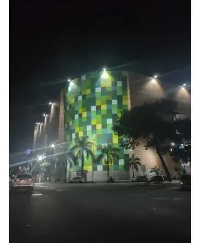 Vendo Local Comercial 324m2 C.c Sambil La Candelaria 7552