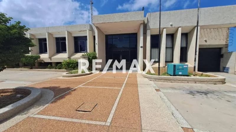 Edificio Casa Comercial de Oficinas
