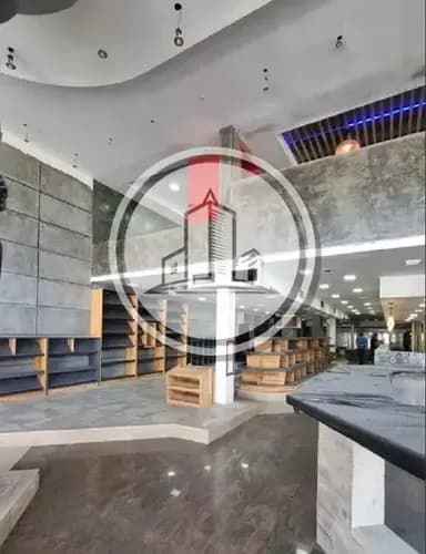 Vende Estupendo Y Amplio Local A Estrenar, Con Gran Avance De Obra, Excelente Ubicación En Zona Muy Transitada Y Concurrida En La Ciudad De Maracay. 013jsc