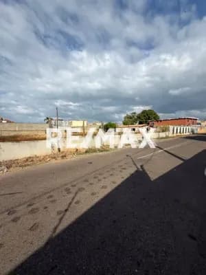 Terreno en Venta Av Guajira