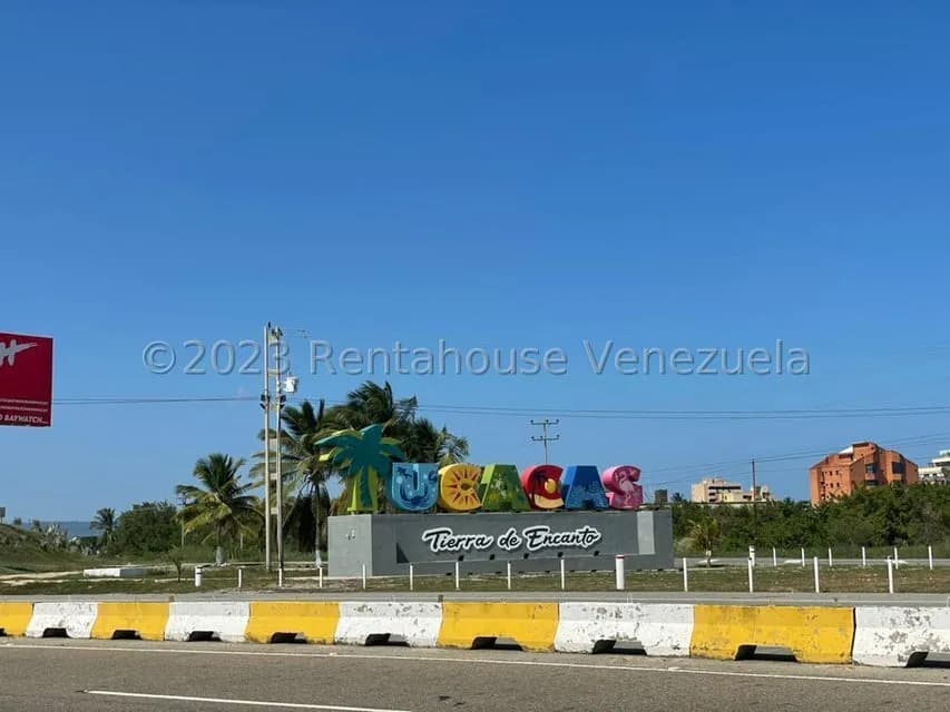Terreno (Residencial) en Venta en Tucacas, Falcon