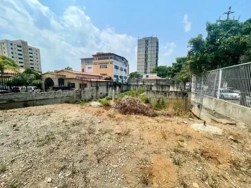 Inmuebles Milagros Nazareth Terreno En Venta En Barquisimeto Lara Zona Este. Codigo Del Inmueble 25-649 Economica Residencial Economico Comercial