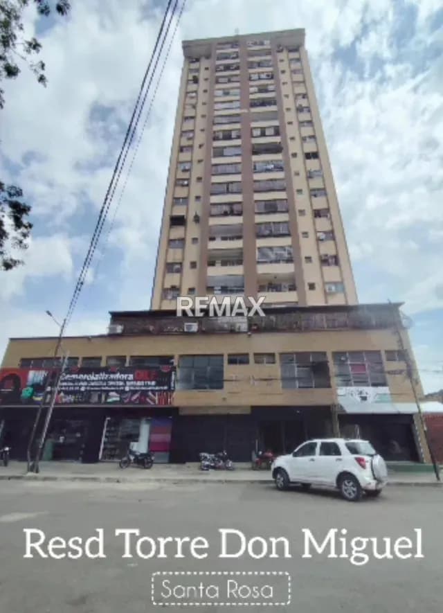 EN VENTA APARTAMENTO RES. DON MIGUEL EN SANTA ROSA