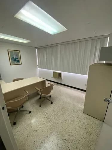Capitolio Centro De Caracas Cubículo En Alquiler 12m2