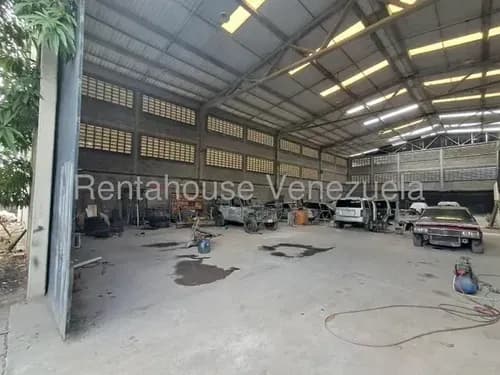 Galpón Valle Arriba Guatire - 2000m2 Const - 11m Altura - Cod. Rah 25-11505 - $1.200.000