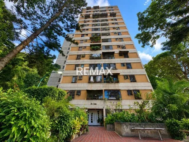 Venta, Apartamento, Frente C.C Galerías Paraíso