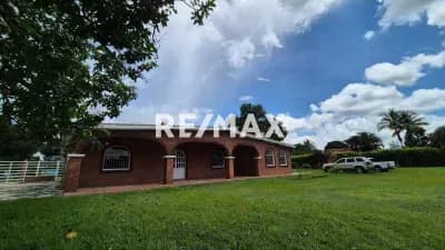 Casa en Venta en El Safari Carabobo 5013 Mtrs.