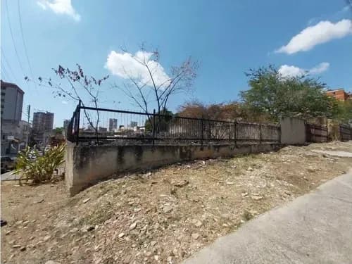 Terreno En Venta En Valencia Calle Navas Espínola Mc-9891076