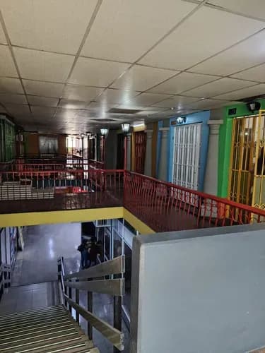 En Alquiler Oficina/consultorio Medico En Torre Valencia Vv20