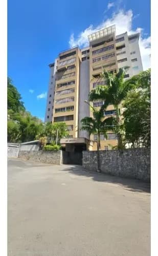 Se Alquila Apartamento En El Peñon