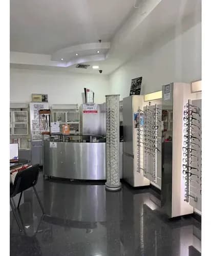 Alquiler De Local Comercial En La Candelaria, 41m2