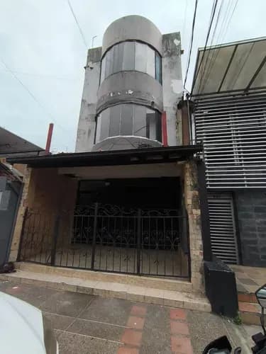 Se Alquila Local Comercial En Barrio Obrero