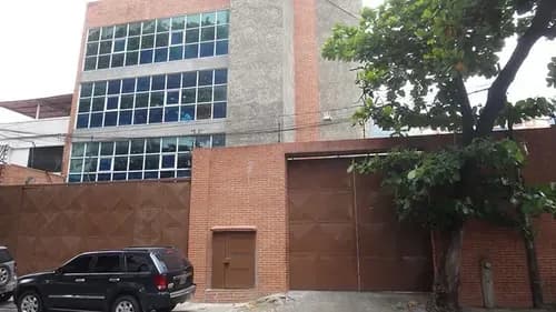 Edificio Comercial En Venta En Los Dos Caminos Vp 25-2247