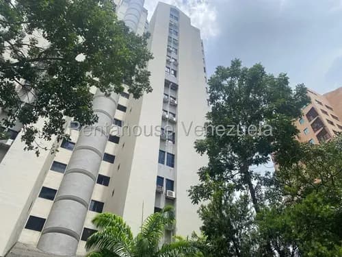 Apartamento En Alquiler. 26-2623 Inm El Bosque, Apartamento Lleno De Detalles De Lujo Totalmente Amoblado Y Equipado. Solo Clientes