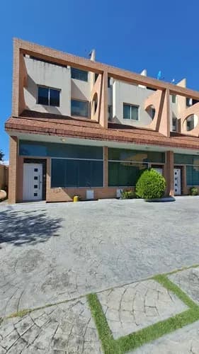 Hermoso Townhouse De 3 Niveles En Res. Antares Home Elth-017