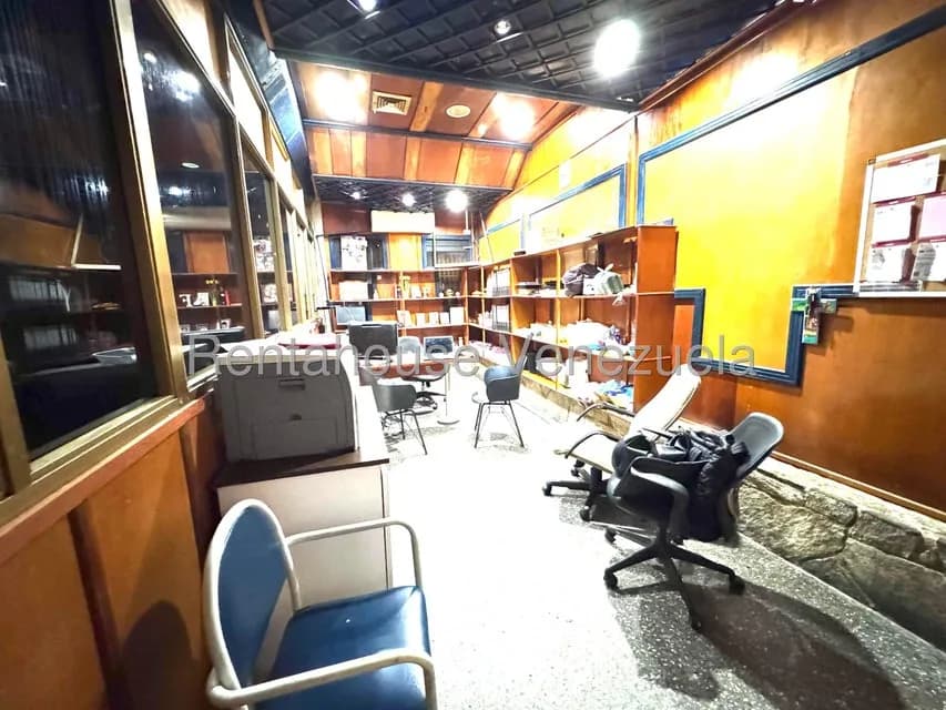 Comercial (Local Comercial) en Alquiler en Parque Central, Distrito Metropolitano