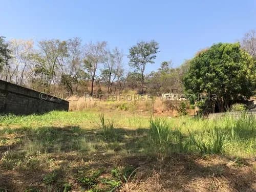 N Venta Terreno Plano En Calle Cerrada Colinas De Guataparo - Valencia (#23-25104) En Zona Privilegiada En Ambiente Fresco De Montaña Cerca De La Ciudad. Cliente Directo