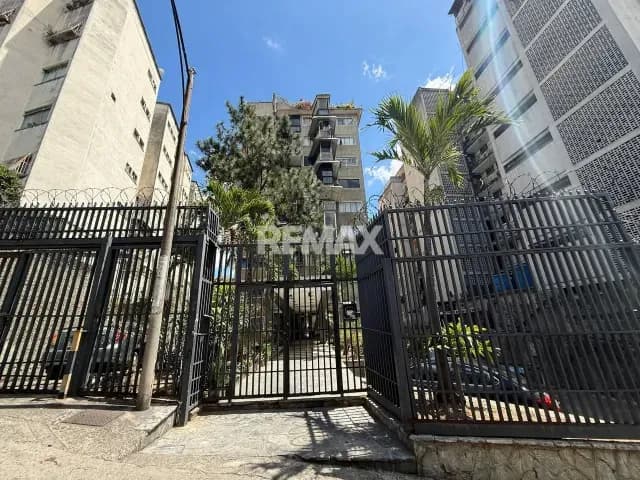 APARTAMENTO EN VENTA: LOS CAOBOS - LA SALLE