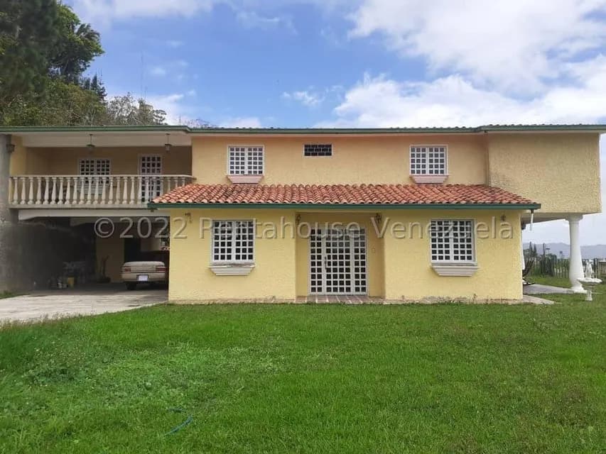 Casa (Duplex) en Venta en La Peña, Miranda