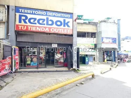 Local En Alquiler Pie De Calle Centro De Caracas, Puente Hierro, Mls 26-198
