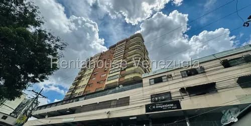 Apartamento En Venta En El Centro De La Victoria, Rah 26-21678 Meglisf