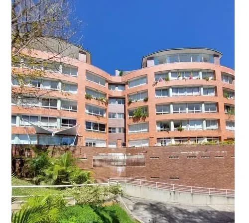 Best House Vende Hermoso Penthouse En Urbanización Vista Al Valle