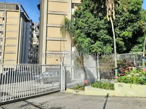 Ana Torres. Apartamento En Venta 26-21134 En Valle Abajo