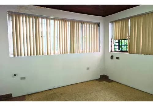 Cubiculo En Alquiler Urb San Bernandino, 12mt2 25-117