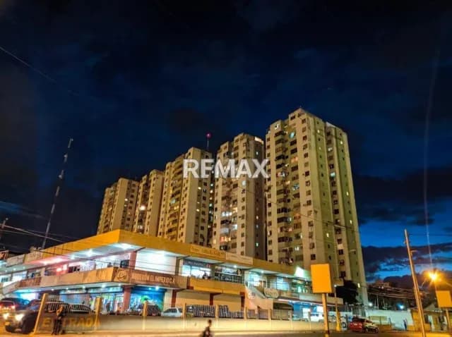 EN VENTA APARTAMENTO EN EL CONJUNTO RESIDENCIAL VISTAMAR PARA ADECUAR