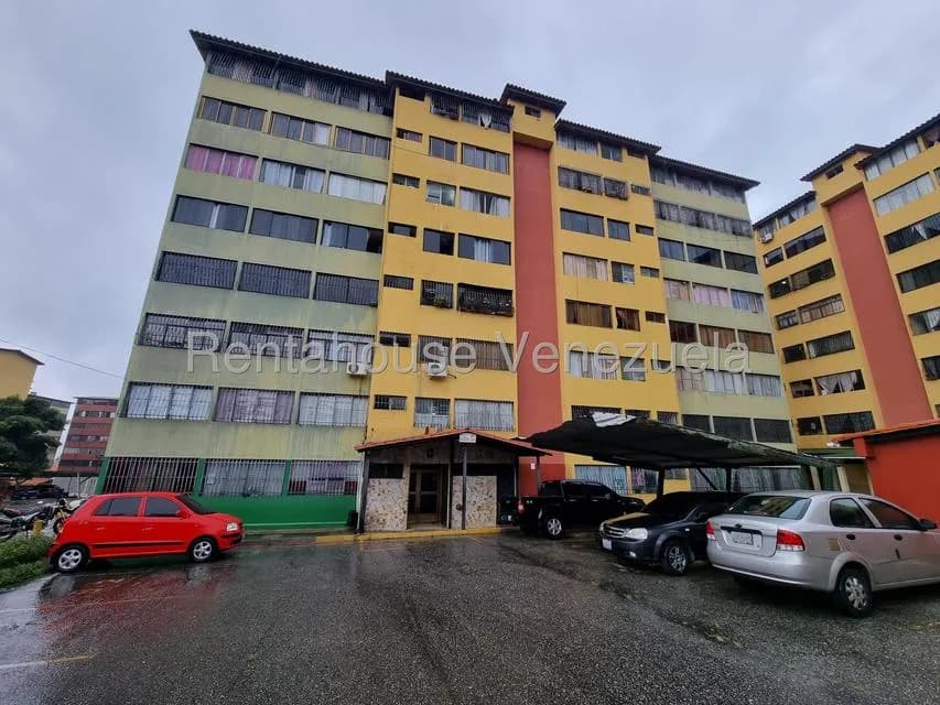 Apartamento (1 Nivel) en Venta en Avenida Las Americas, Merida
