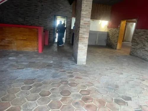 Local Comercial En Alquiler En El Viñedo A Media Cuadra Del Farmatodo Del Viñedo Jc-lp