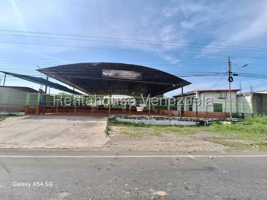 Comercial (Galpon - Deposito) en Alquiler en Santiago de Onia, Merida