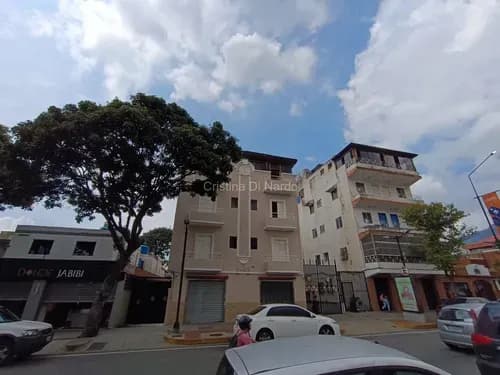 Edificio En Venta En Excelente Avenida De Chacao