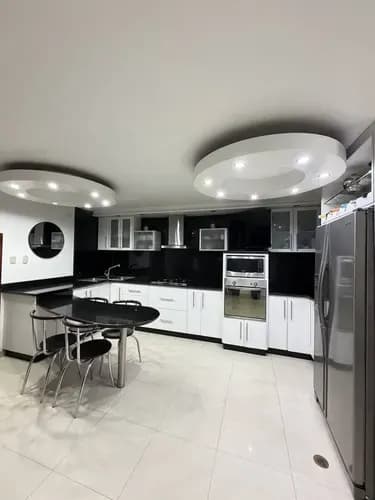 Daniela Jimenez, En Venta Townhouse Ubicado En Naguanagua