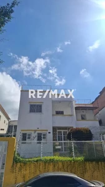 Hermosa Casa en Venta ubicada en la Urbanizacion San Bernardino