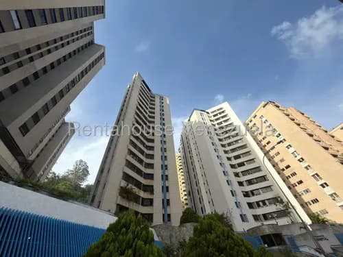 Venta De Apartamento En El Cigarral Jlrp Mls 26-20674